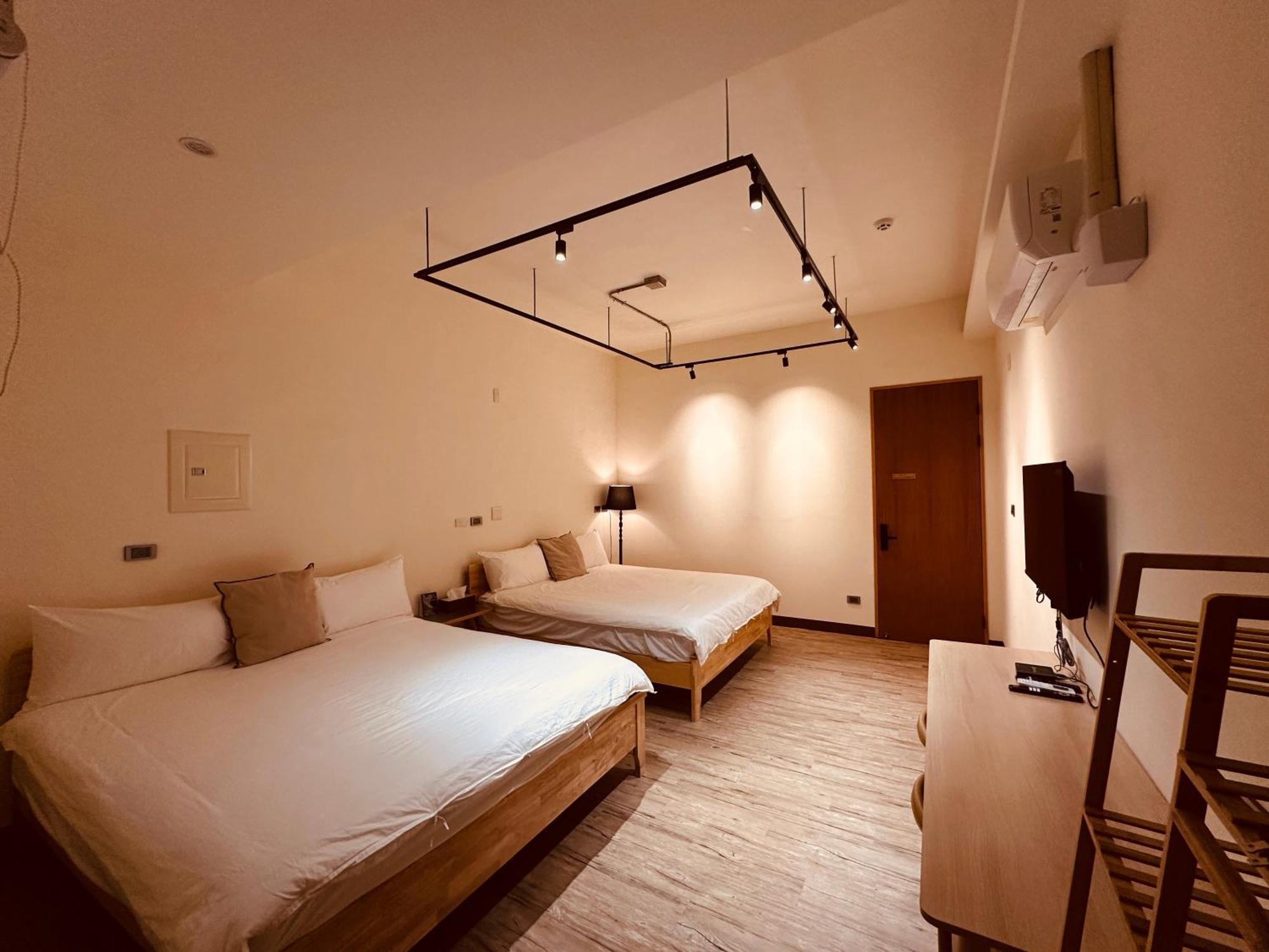 H-Khun Apartment Donggang Exterior foto