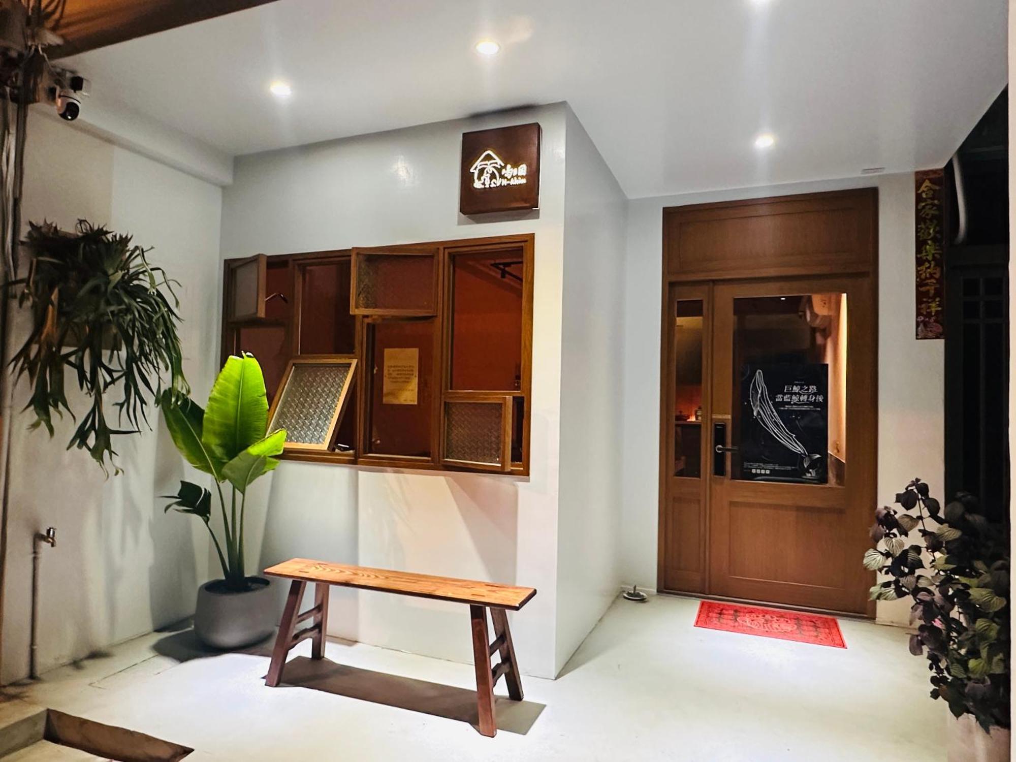 H-Khun Apartment Donggang Exterior foto