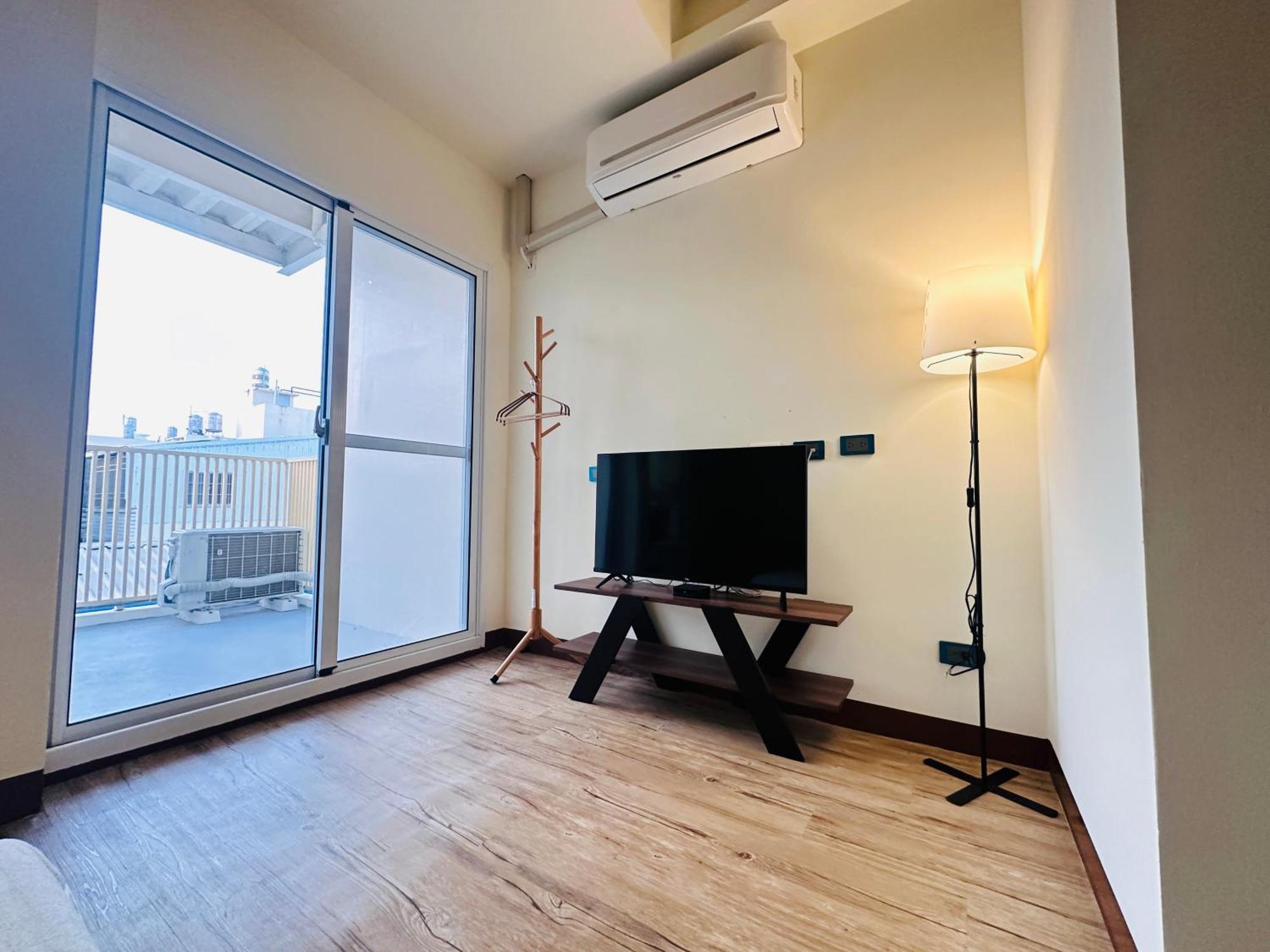 H-Khun Apartment Donggang Exterior foto